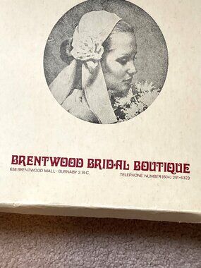 Vintage Brentwood Bridal Boutique Long White Wedding Dress With Bonnet Upcycling